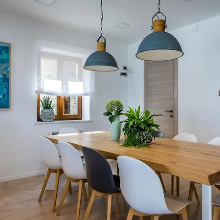 Marone By Interhome * Dobrec