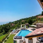 빌라 Marone By Interhome